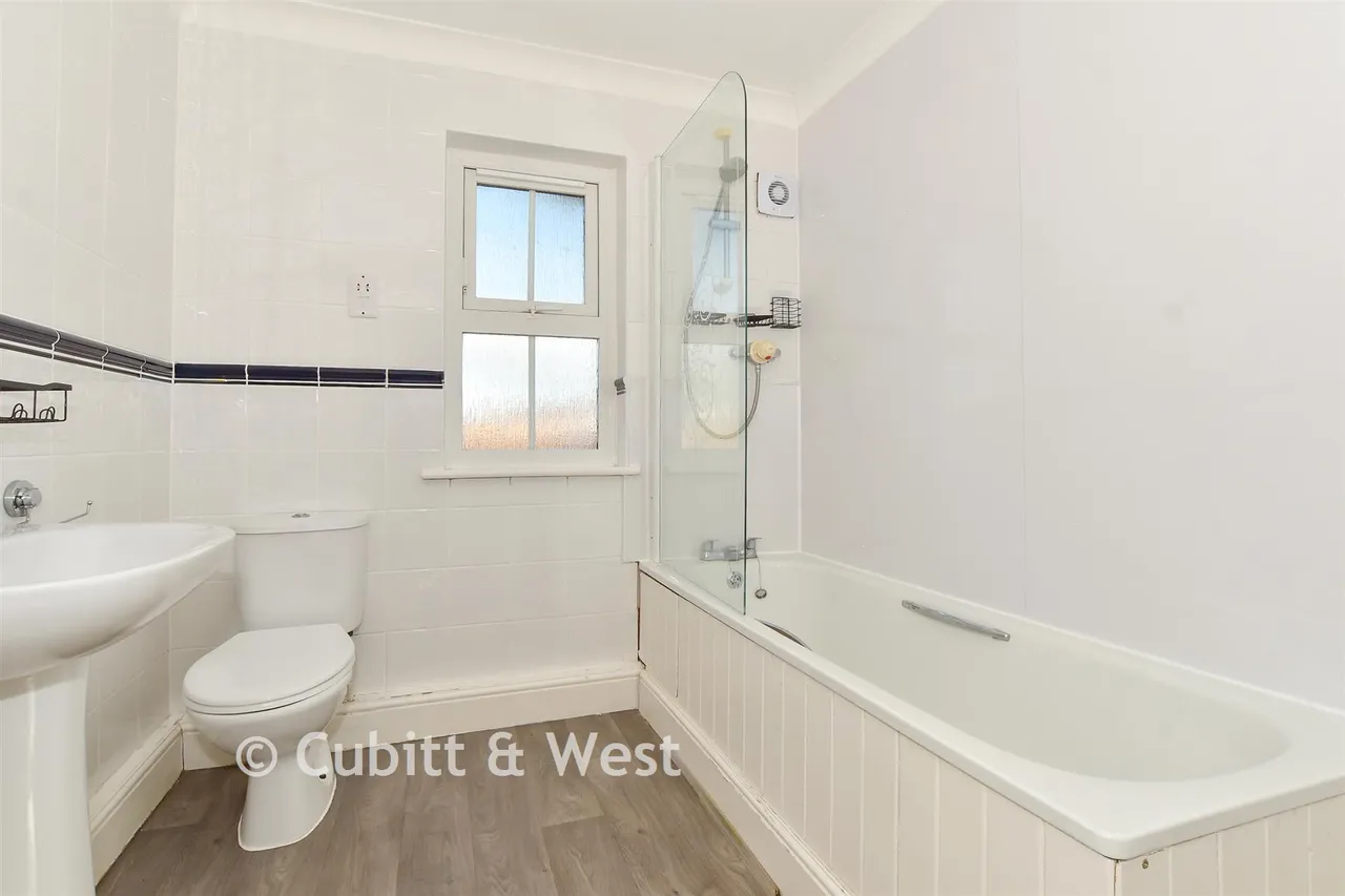 Victoria Road, Cranleigh, GU6, photo 6