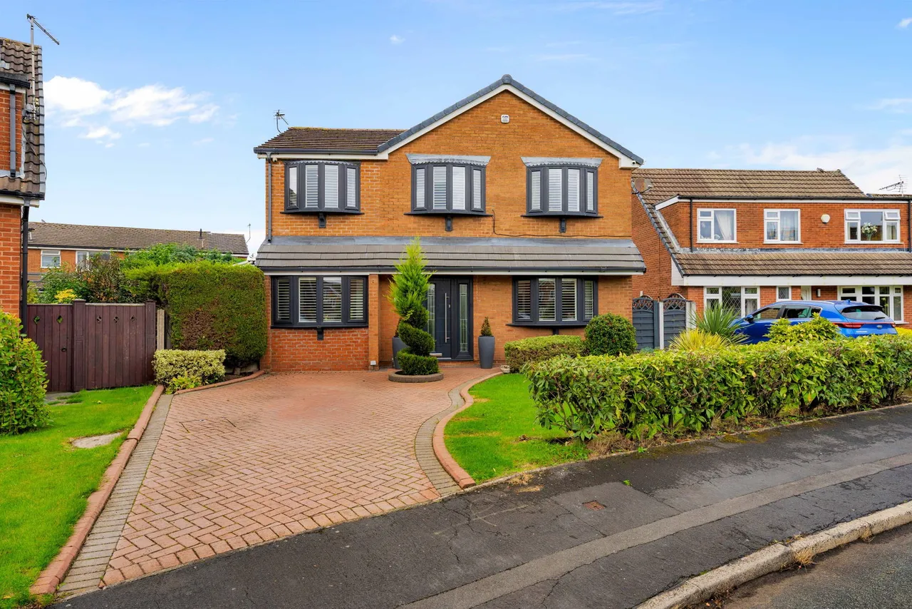 4 bed house for sale, Riding Close, Astley, M29