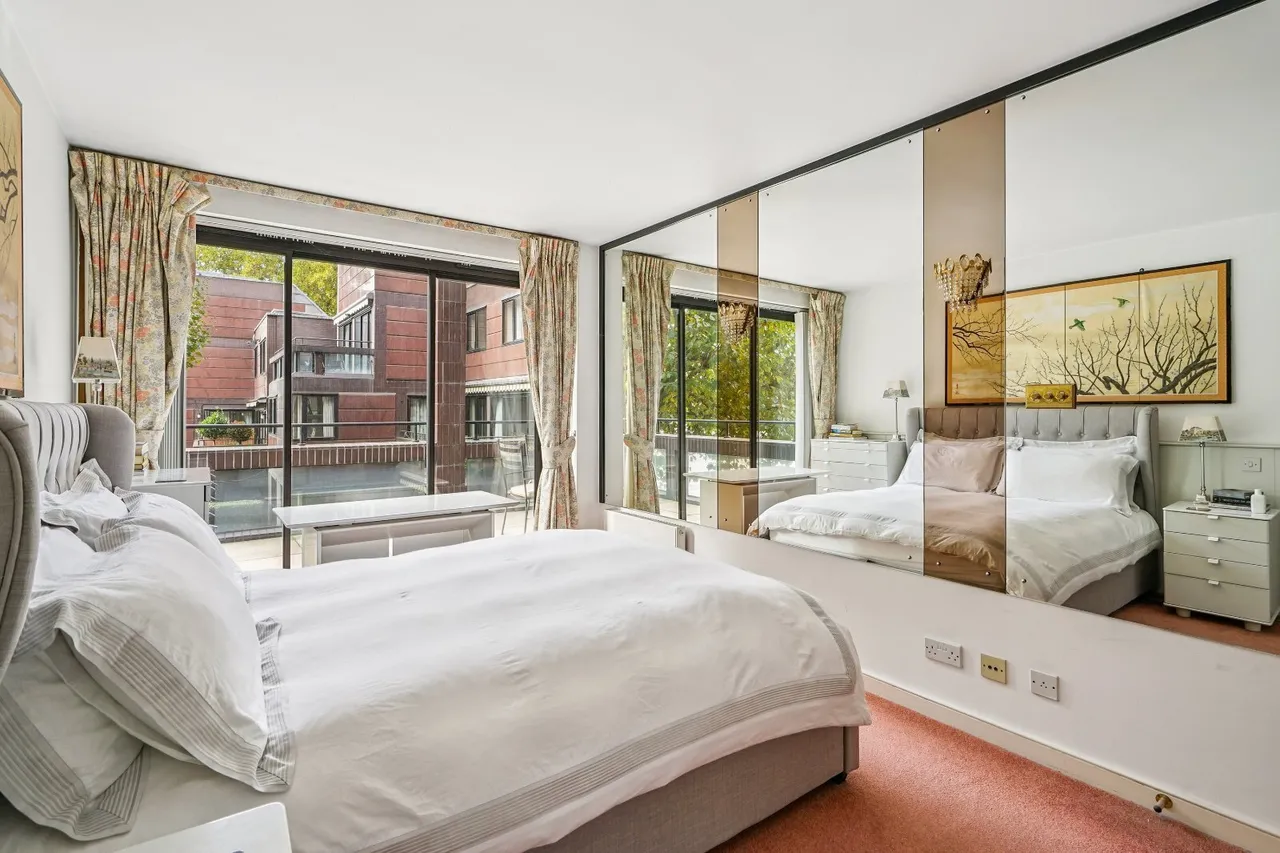 Grosvenor Road, London, SW1V, photo 8