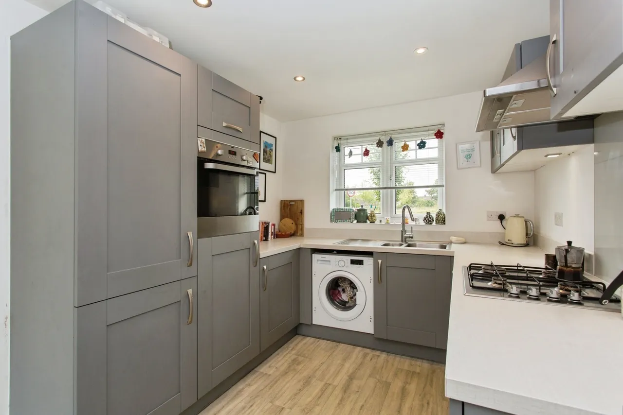 Beconsaw Drive, Farington Moss, PR26, photo 8