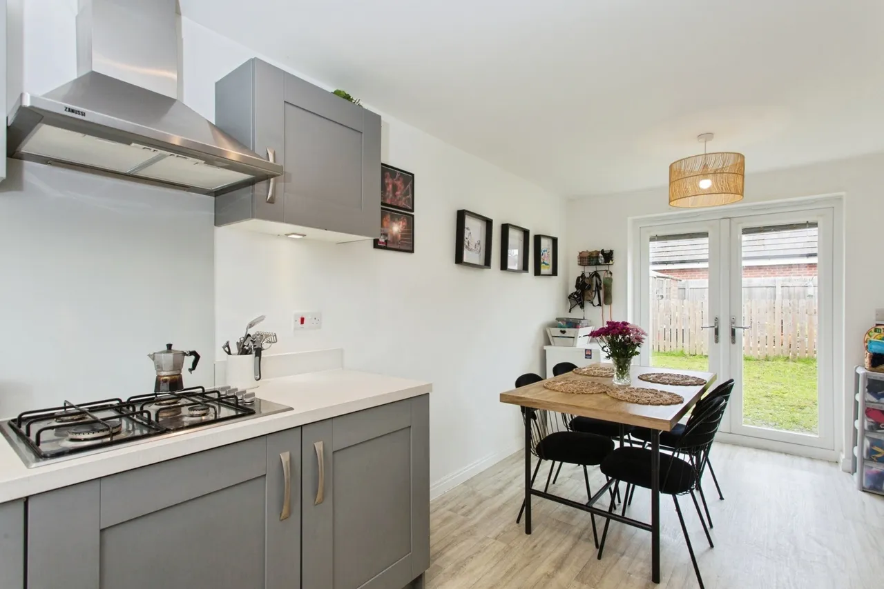 Beconsaw Drive, Farington Moss, PR26, photo 7