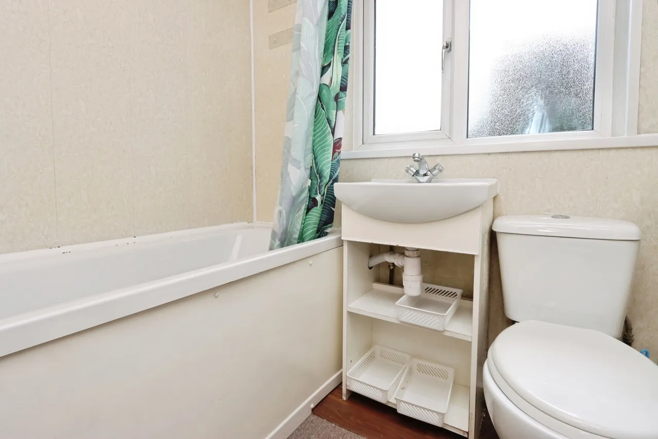 Chestnut Avenue, Sheffield, South Yorkshire, S9, photo 5