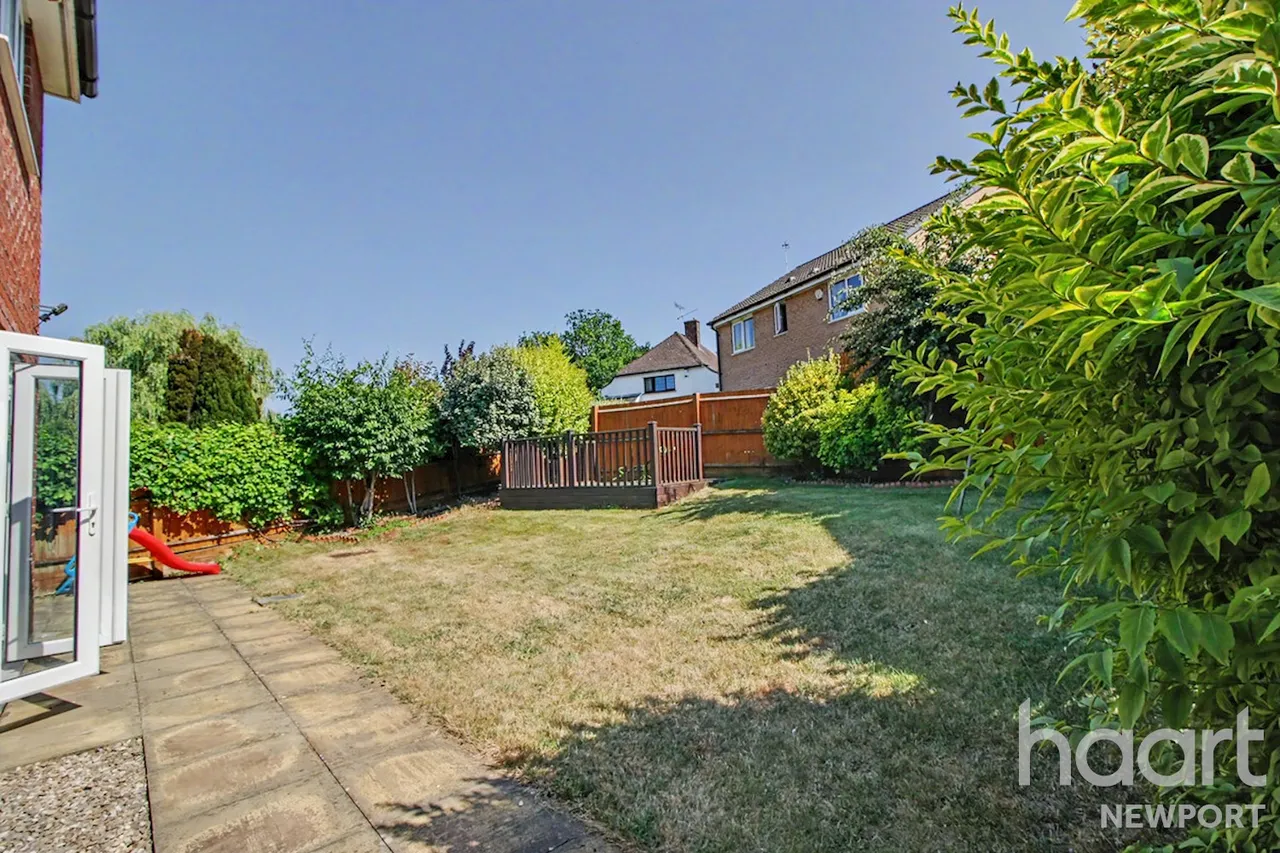 Chepstow Road, NP18, photo 45