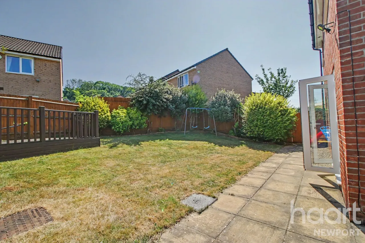 Chepstow Road, NP18, photo 44