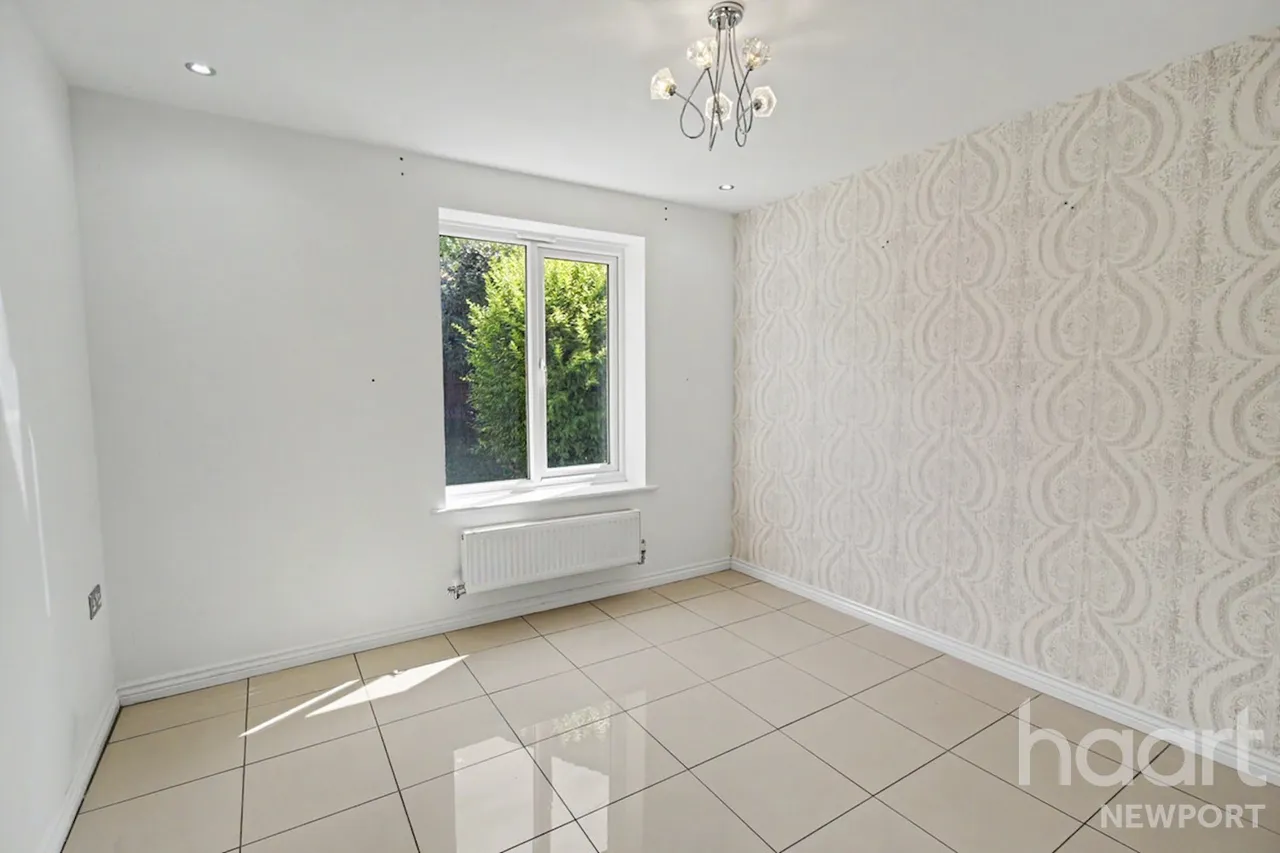 Chepstow Road, NP18, photo 22