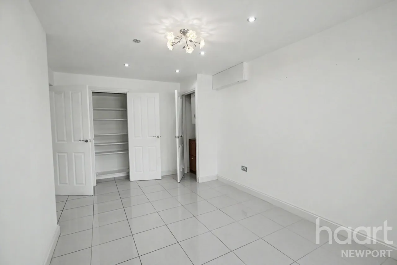 Chepstow Road, NP18, photo 9