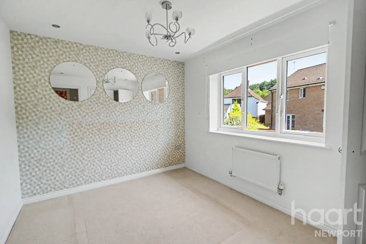 Chepstow Road, NP18, photo 35