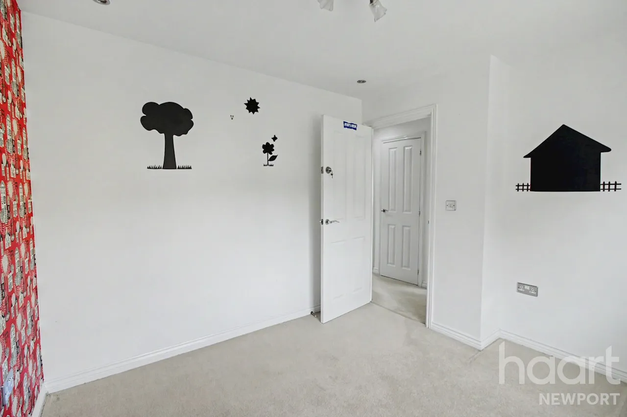Chepstow Road, NP18, photo 42