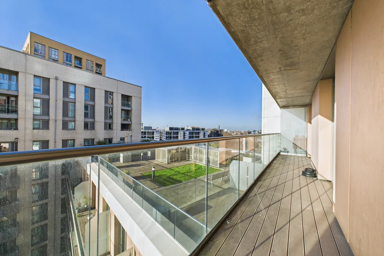 Cornmill Lane, London, SE13, photo 13