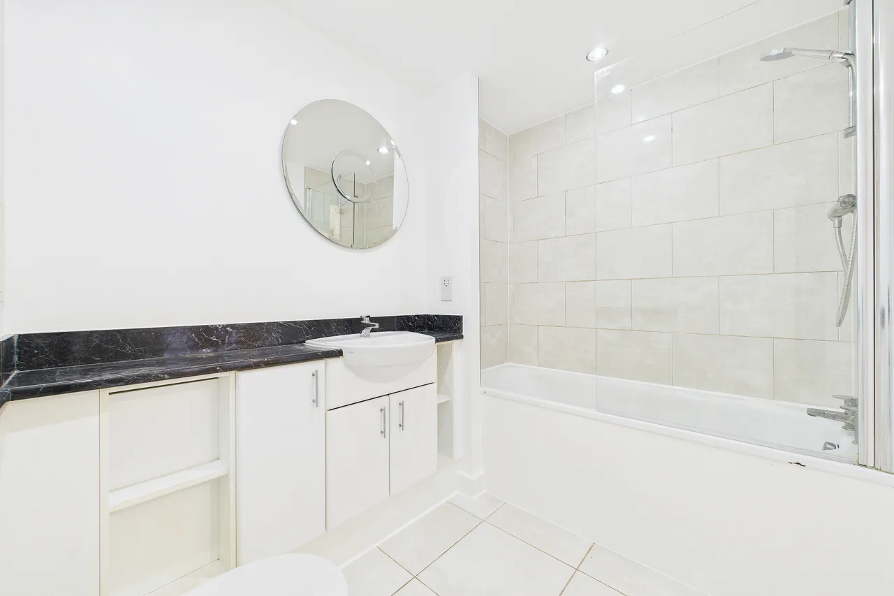 Cornmill Lane, London, SE13, photo 8