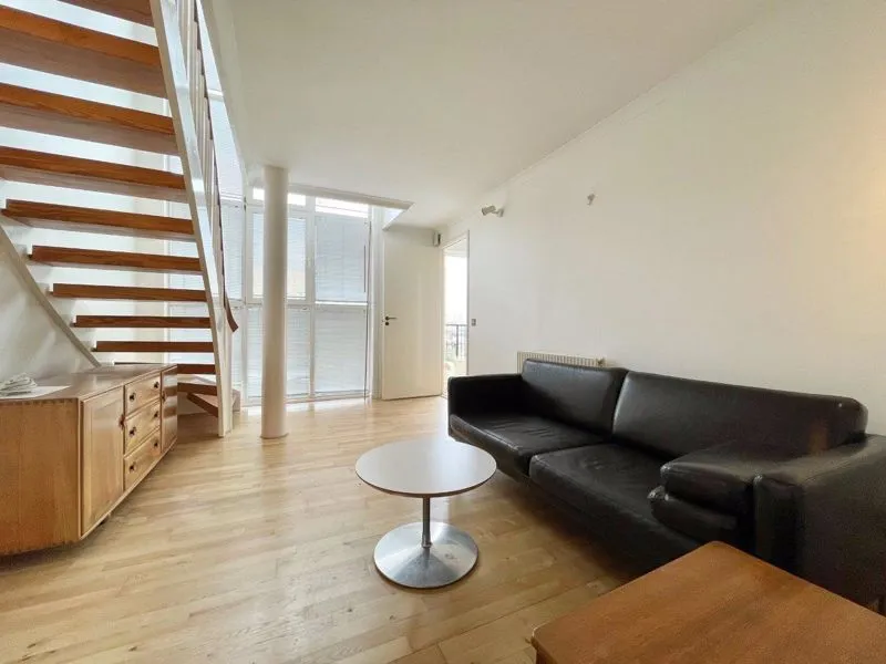 Princes Court, London, SE16, photo 2
