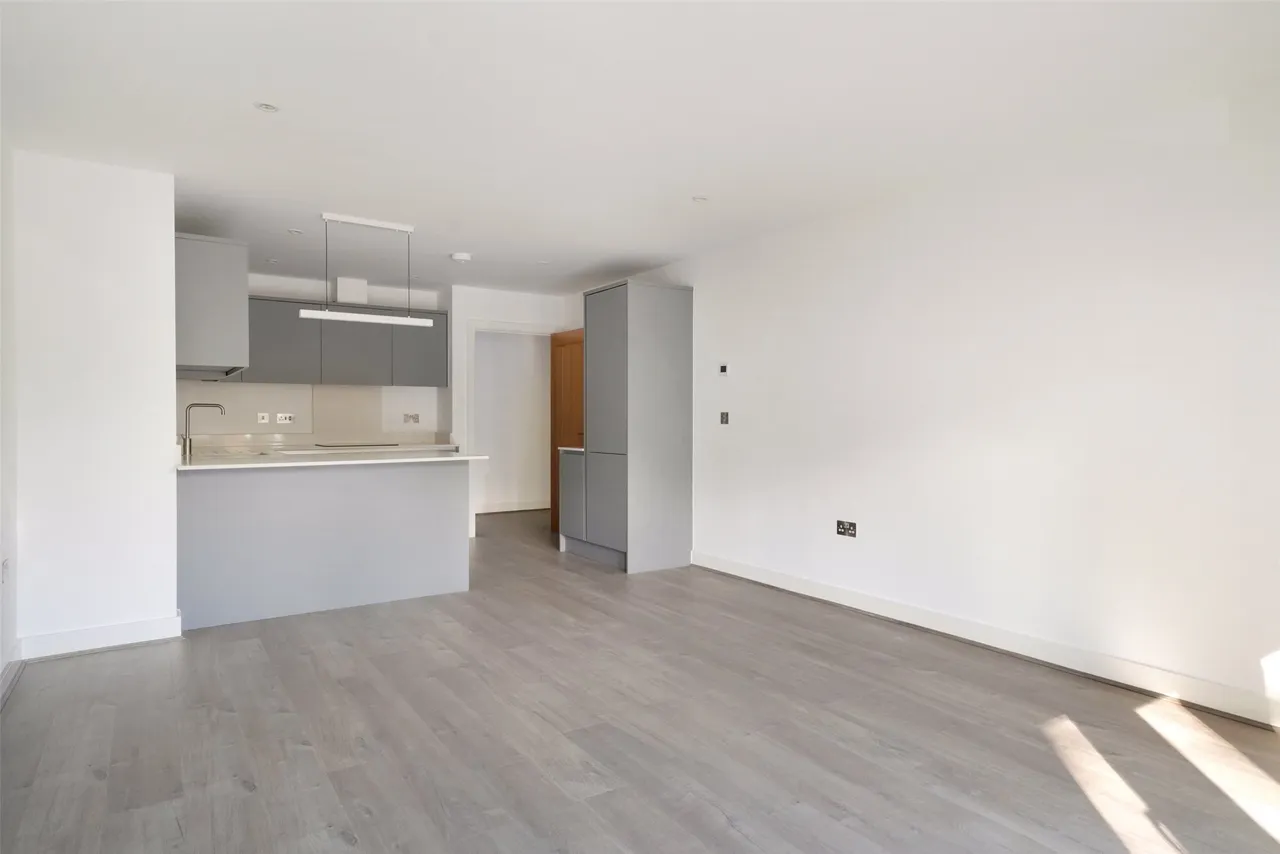 Doods Park Road, Reigate, RH2, photo 12