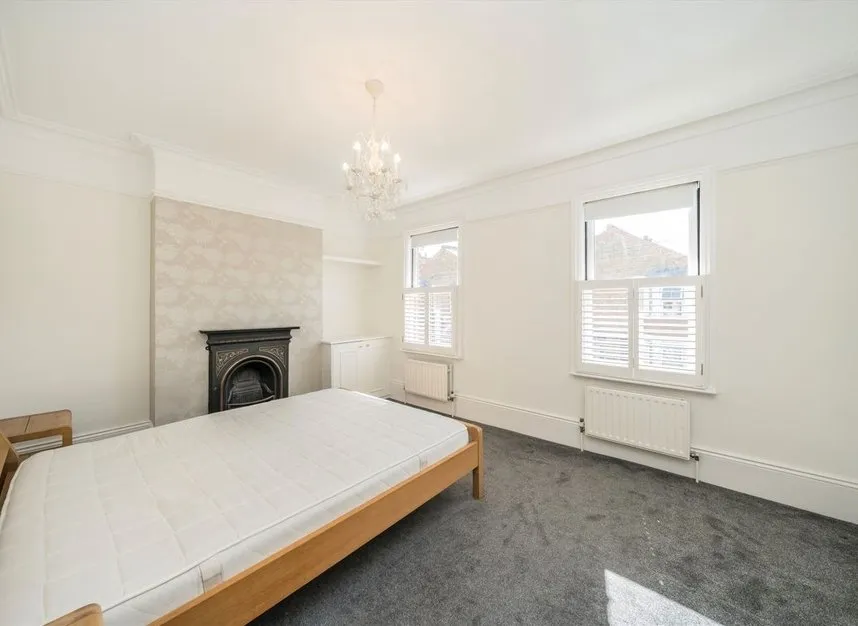 Upper Grotto Road, Strawberry Hill, TW1, photo 7