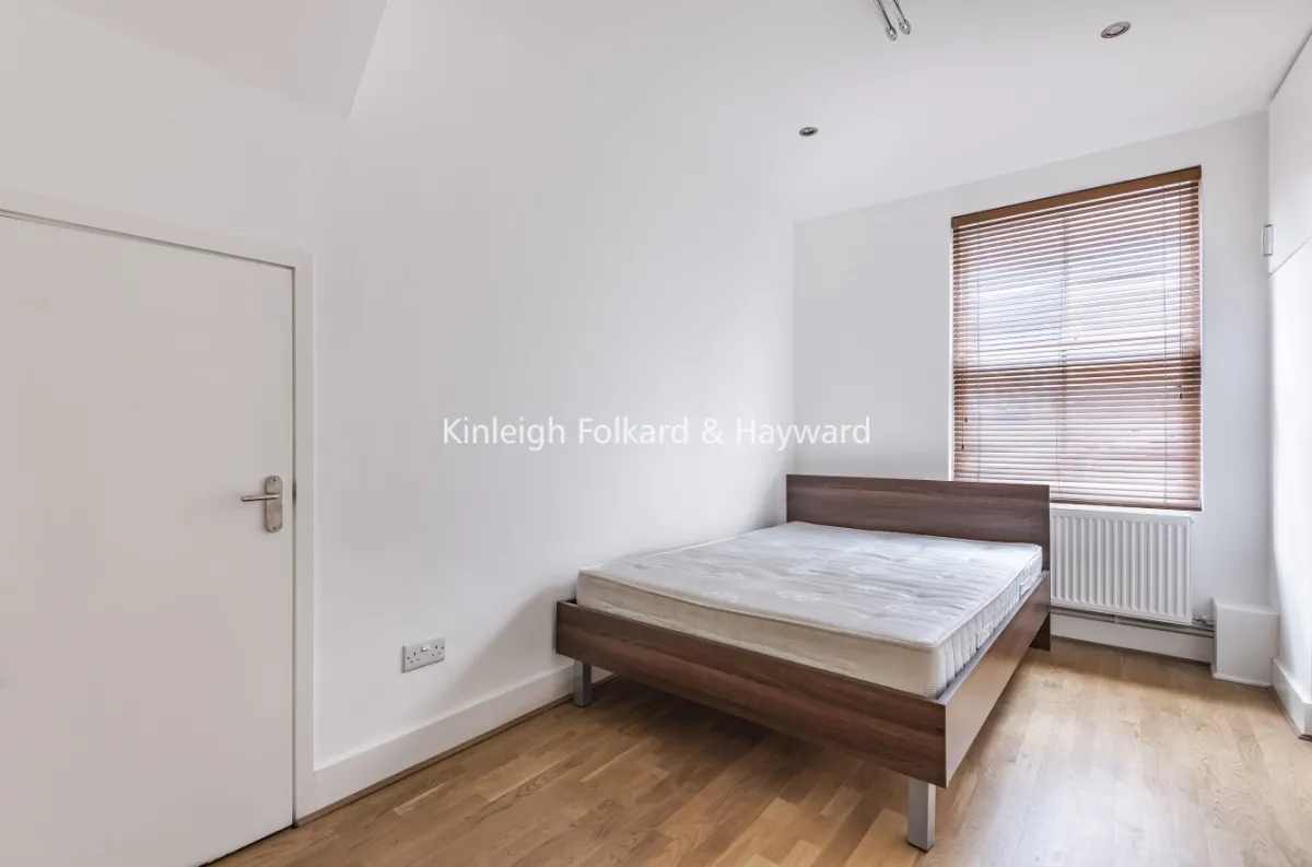 Canfield Place, London, NW6, photo 2