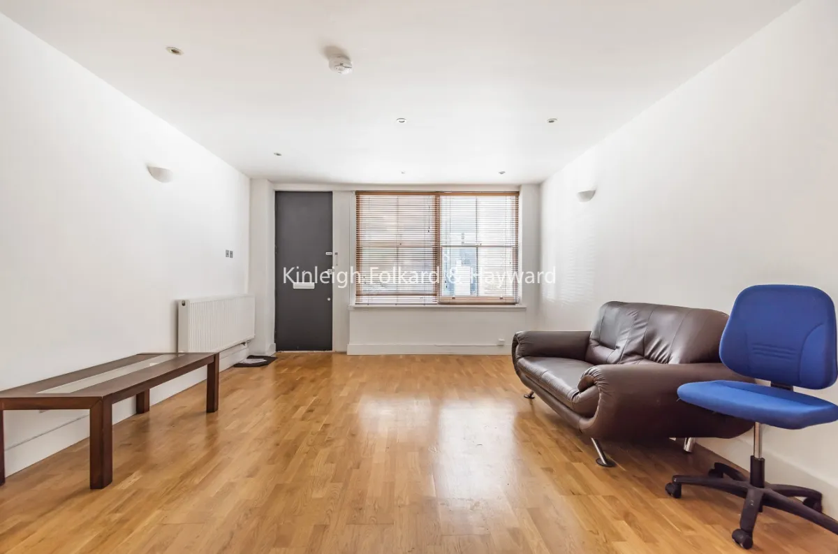 2 bed flat to rent, Canfield Place, London, NW6