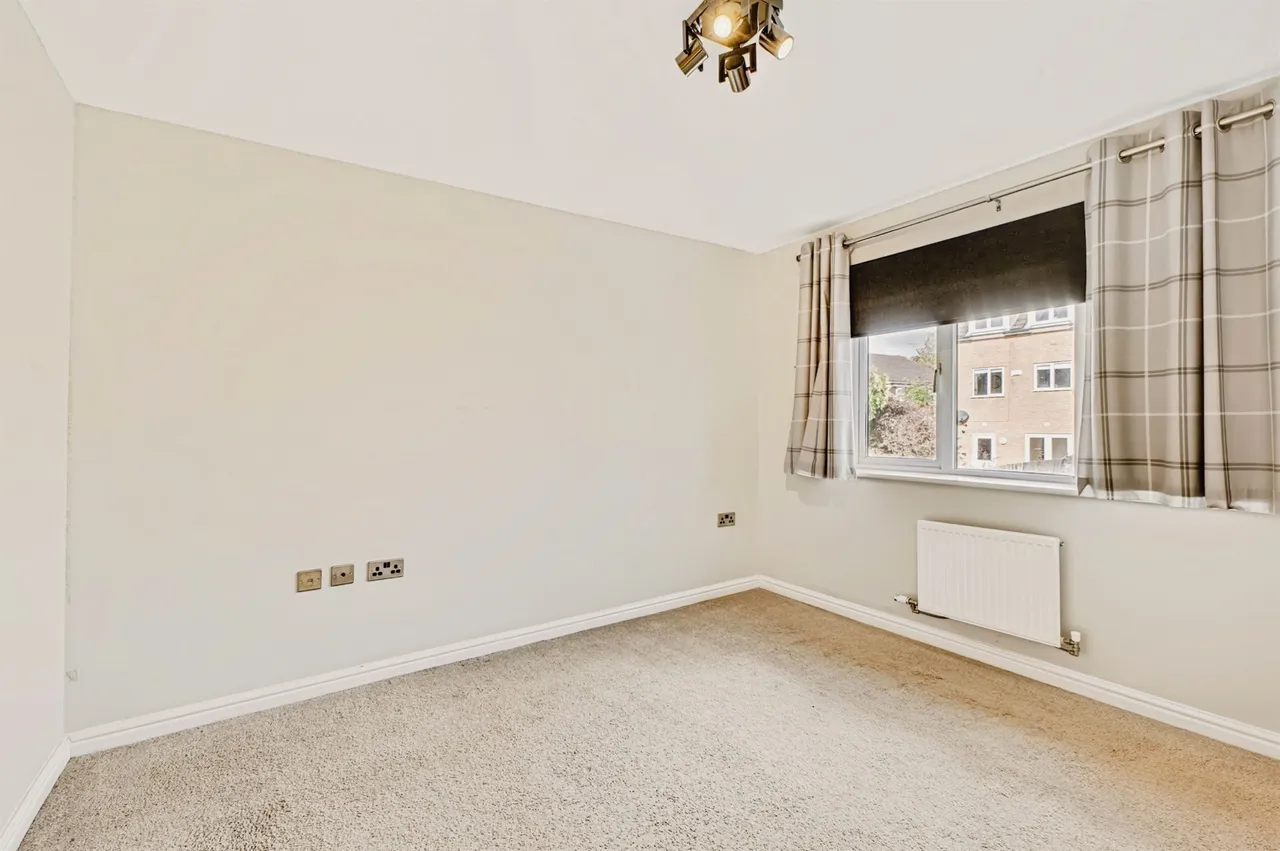 Breezehill, Wootton, NN4, photo 14