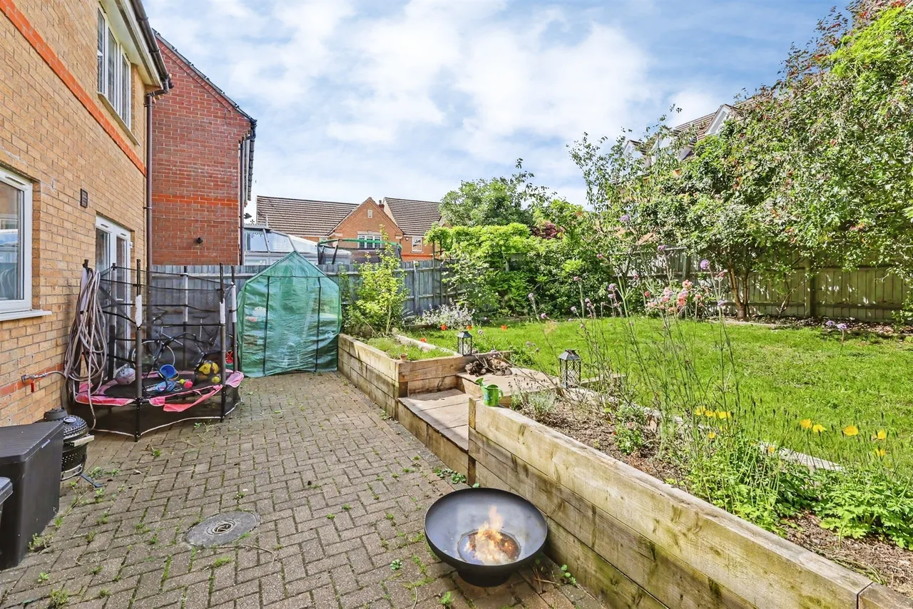 Breezehill, Wootton, NN4, photo 24