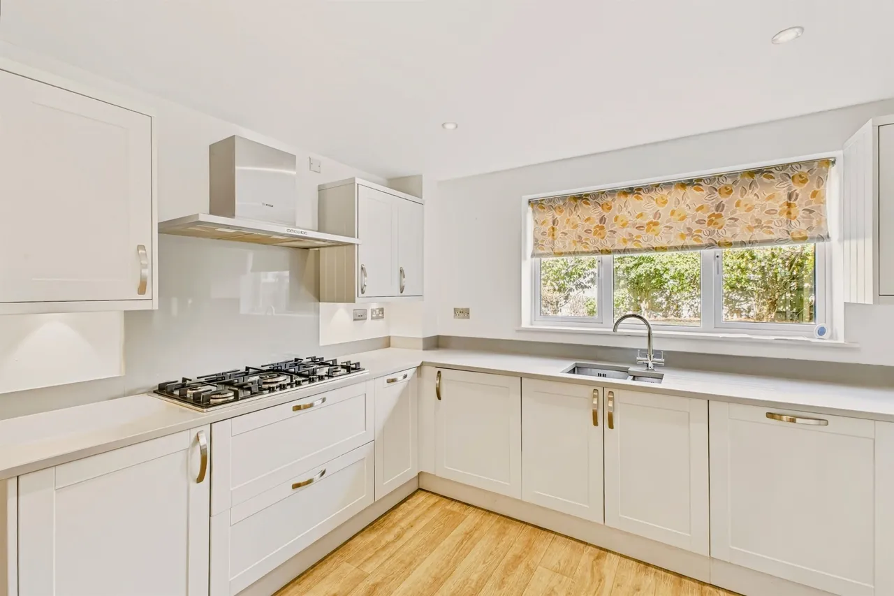 Breezehill, Wootton, NN4, photo 8