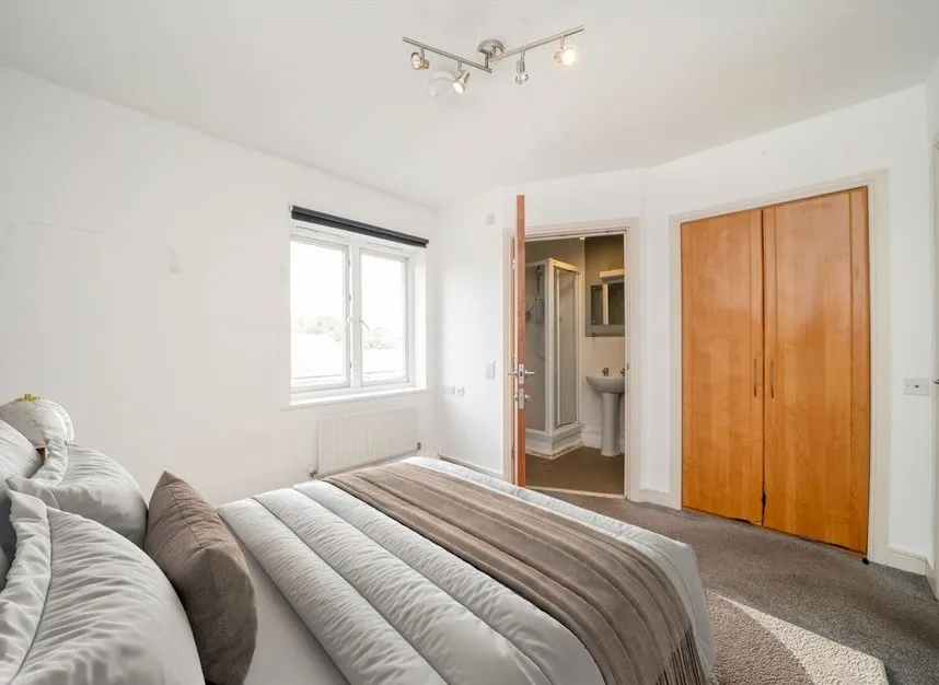 Prince Edward Road, Homerton, E9, photo 12