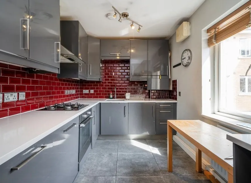 Prince Edward Road, Homerton, E9, photo 3