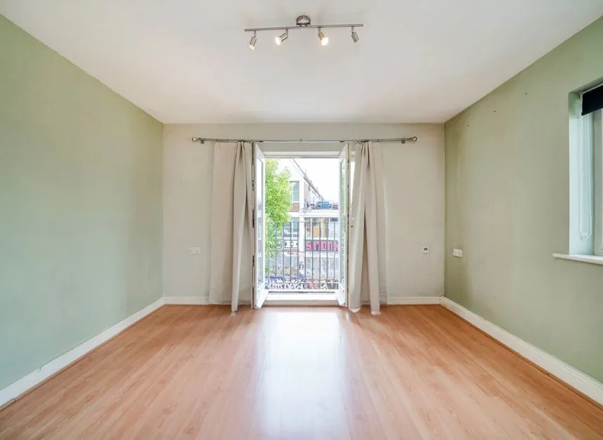 Prince Edward Road, Homerton, E9, photo 7