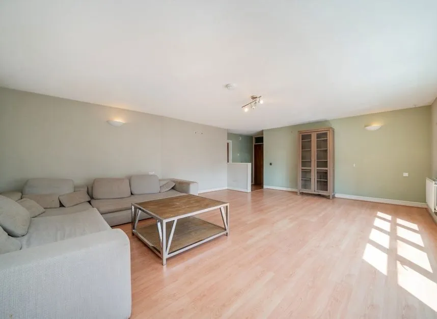 Prince Edward Road, Homerton, E9, photo 9