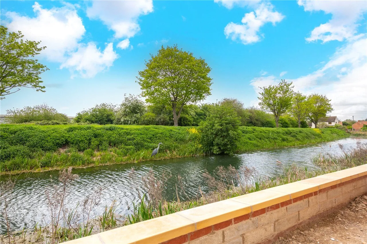 Eastgate, Bourne, PE10, photo 16