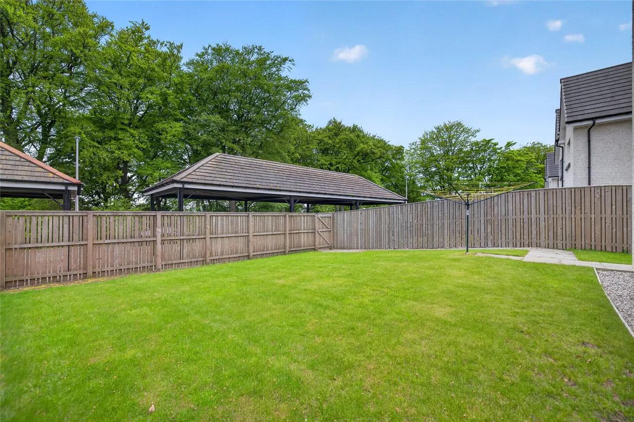 Craigbank Drive, Cults, AB15, photo 26