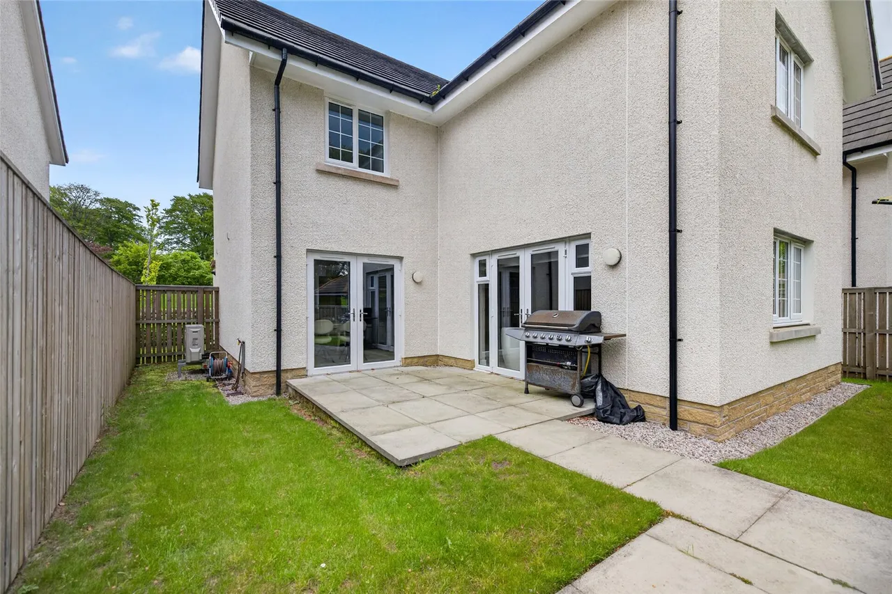 Craigbank Drive, Cults, AB15, photo 23