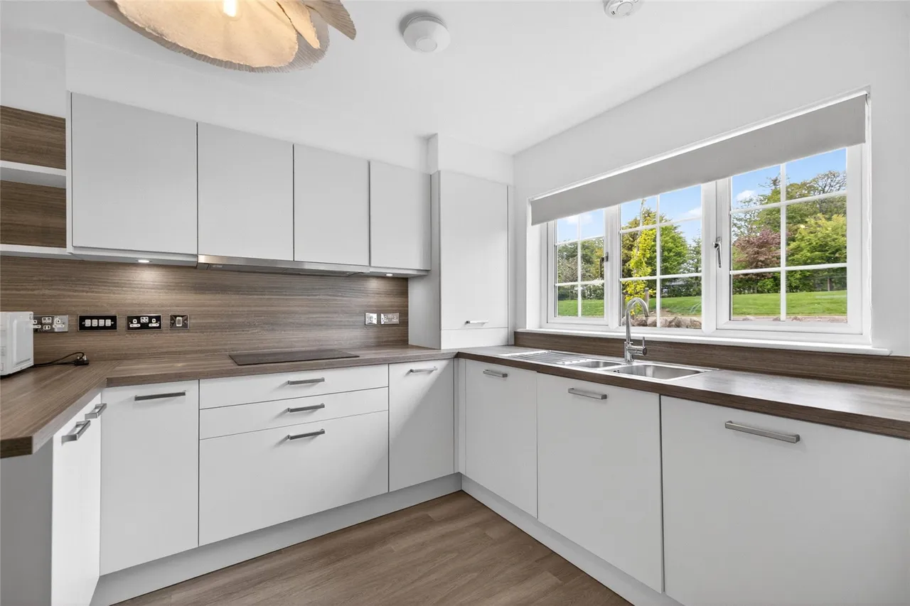 Craigbank Drive, Cults, AB15, photo 6