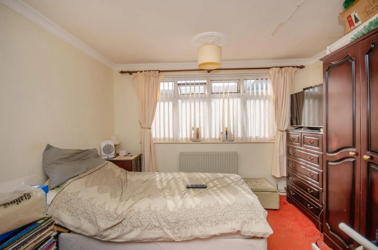 Salisbury Road, Downend, BS16, photo 14