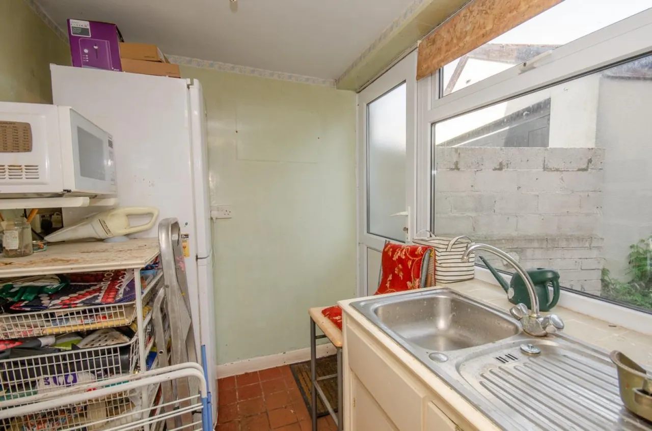 Salisbury Road, Downend, BS16, photo 10