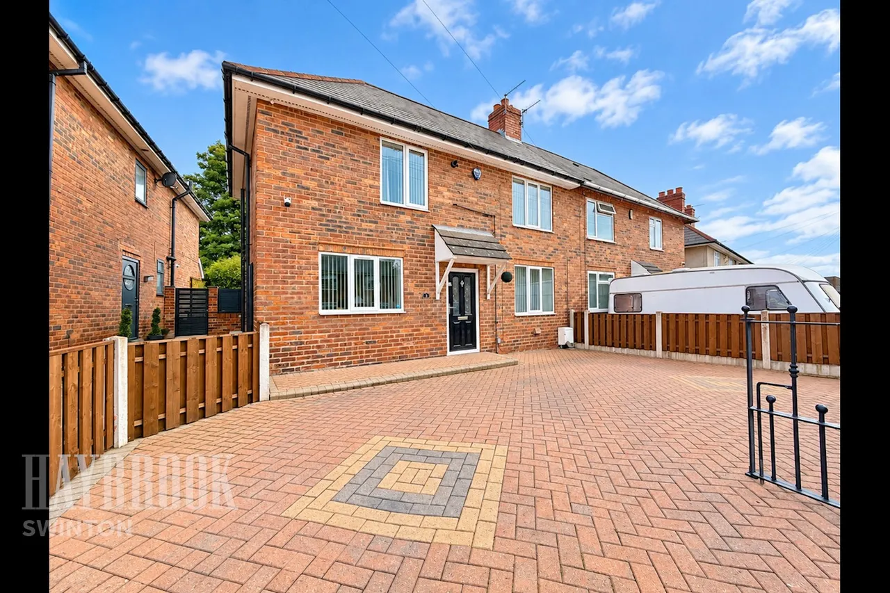 3 bed house for sale, Deightonby Street, Thurnscoe