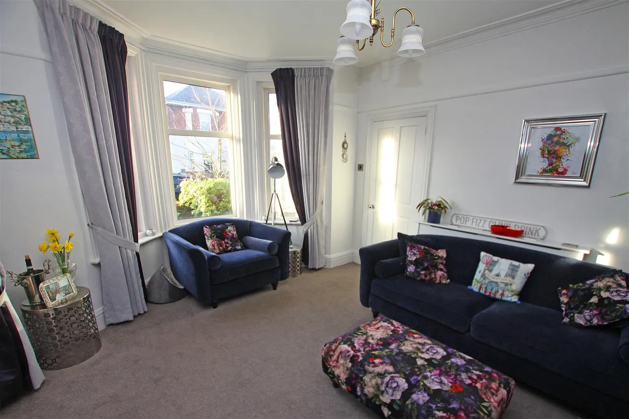 Beswick Avenue, Bournemouth, photo 3