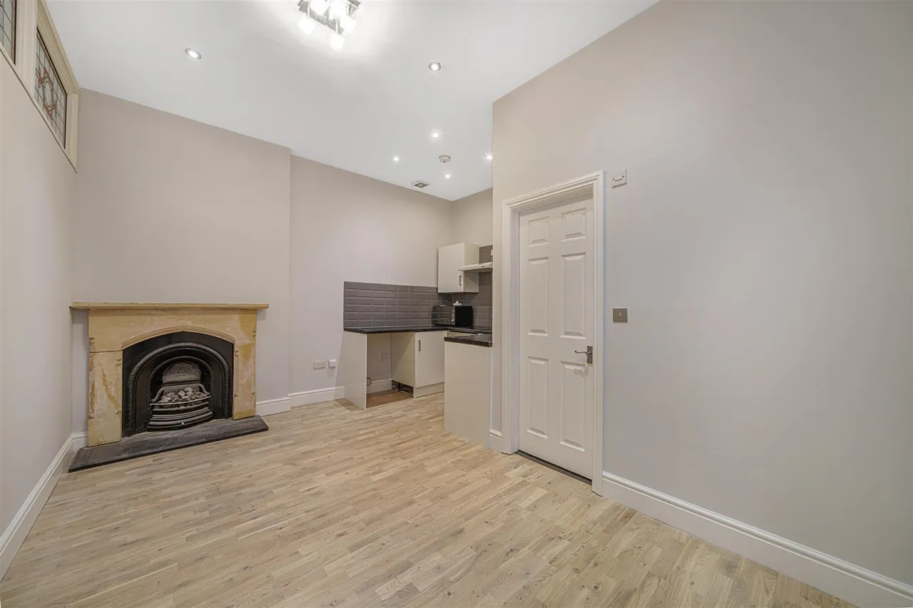 Palace Road, Tulse Hill, SW2, photo 5