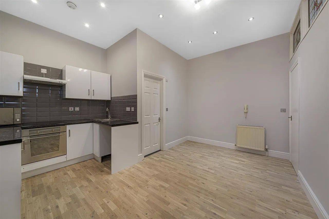 Palace Road, Tulse Hill, SW2, photo 8