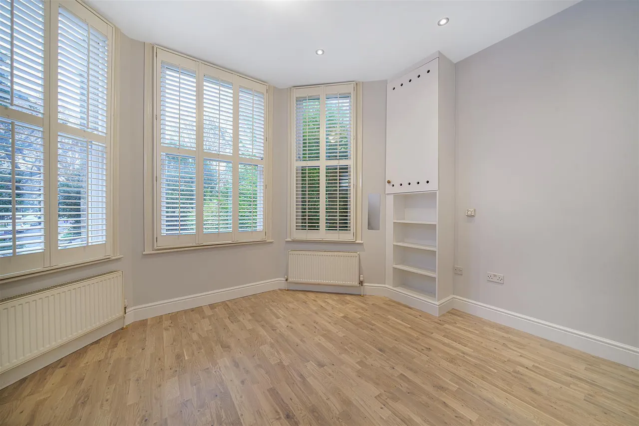 Palace Road, Tulse Hill, SW2, photo 2