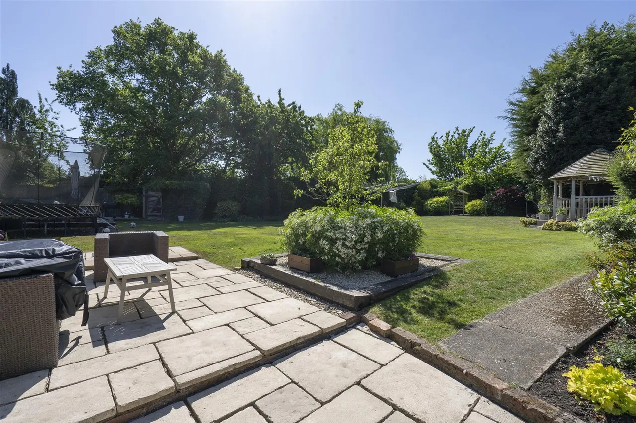 Cranfield Road, Moulsoe, photo 18