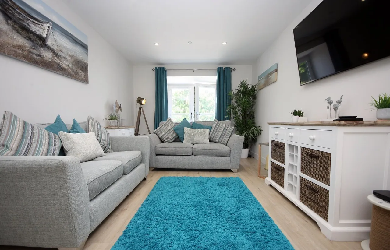 Beach Road, Benllech, photo 12