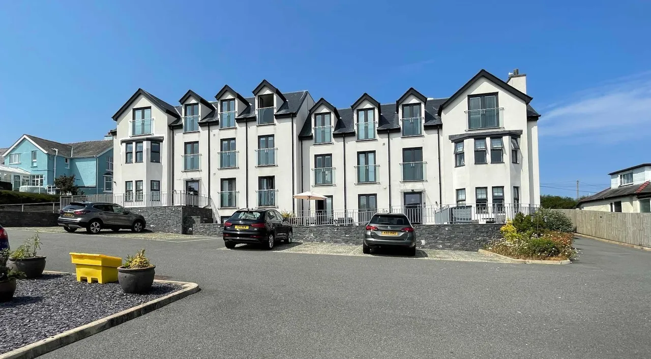 Beach Road, Benllech, photo 13