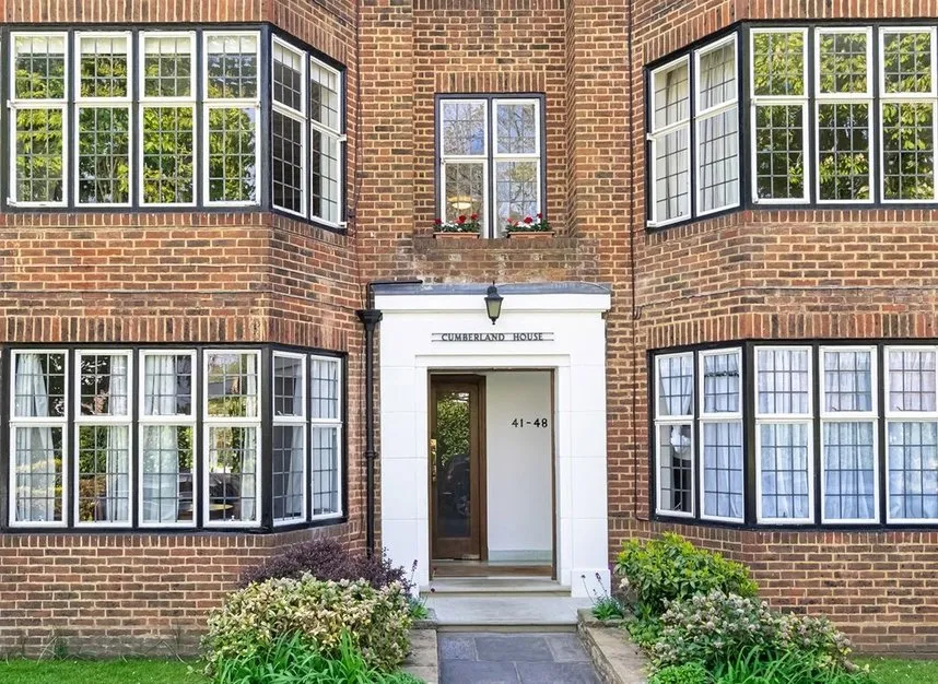 3 bed flat for sale — Portsmouth Road, Putney, SW15