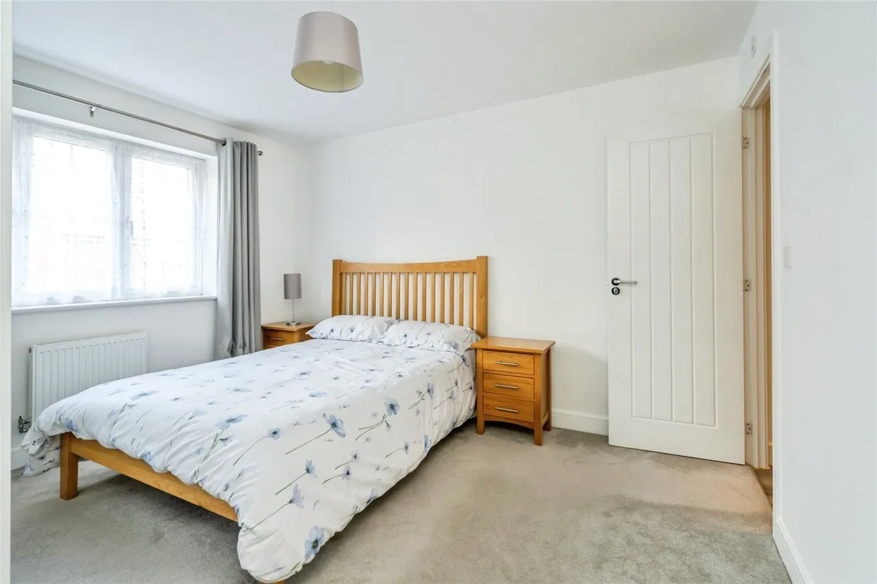 Peckham Chase, Eastergate, PO20, photo 20