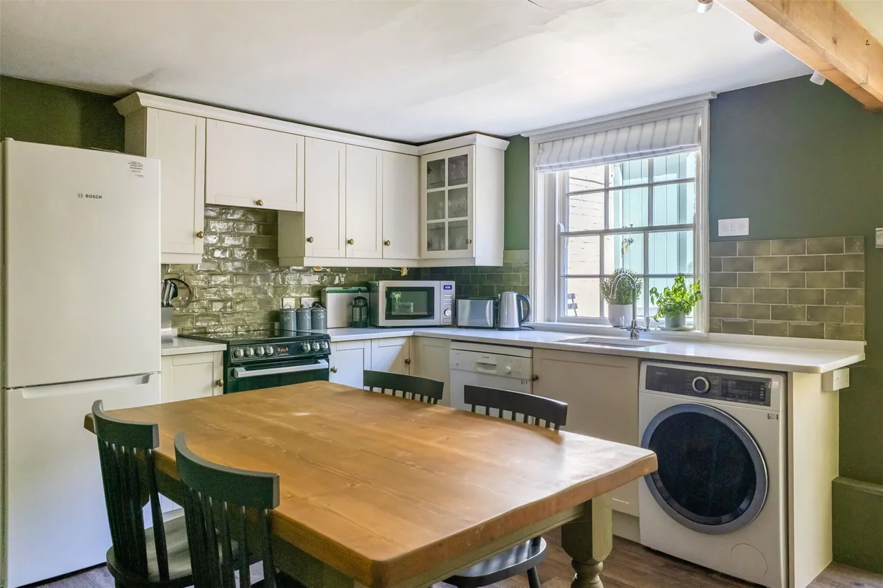 Church Lane, Lymington, Hampshire, SO41, photo 5