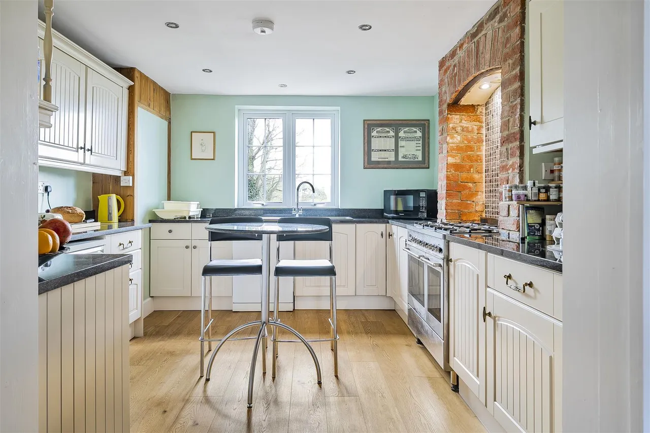 Charlton Hill, Edington, BA13, photo 7