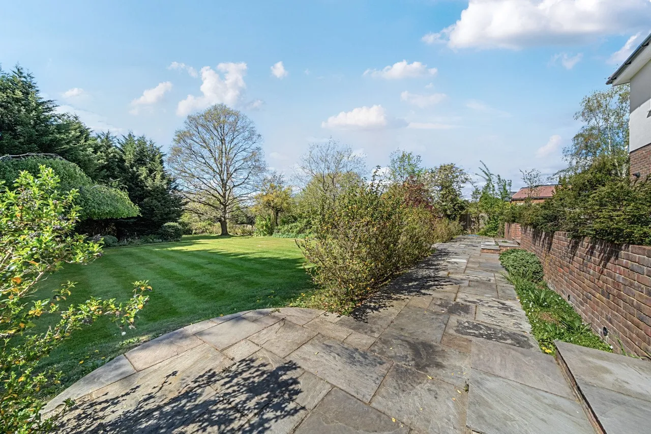 Bromley Common, BR2, photo 22