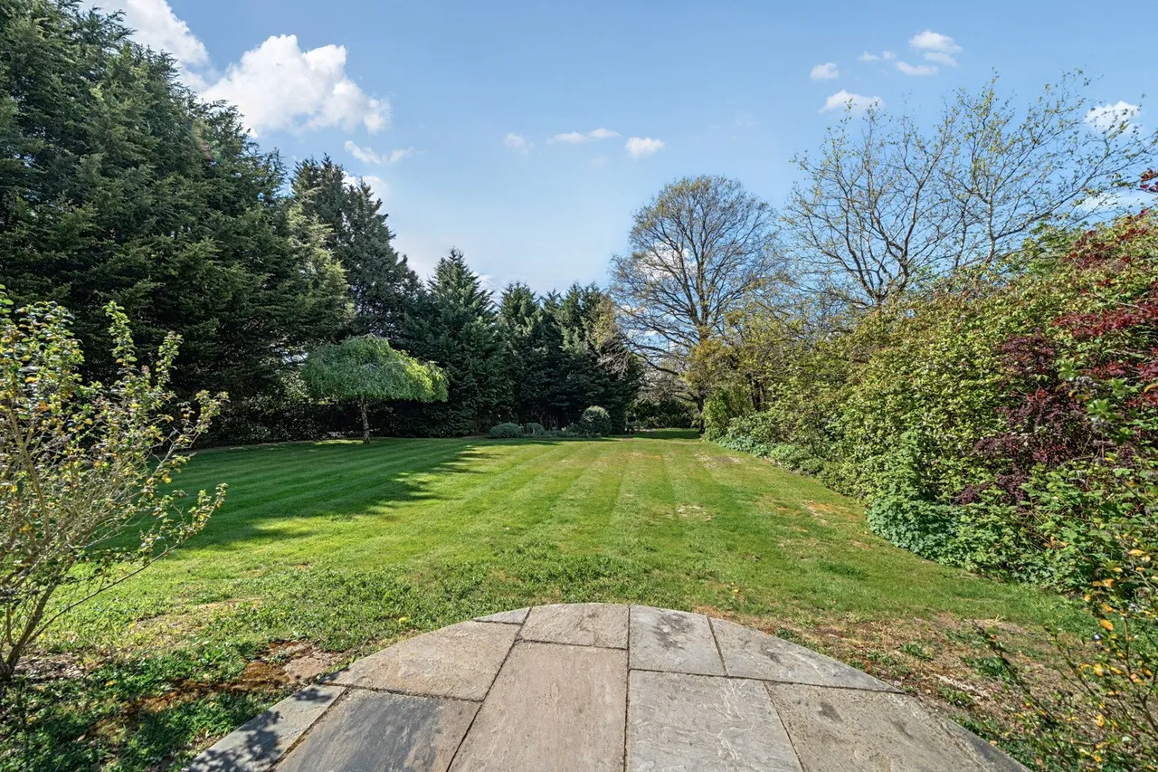 Bromley Common, BR2, photo 9