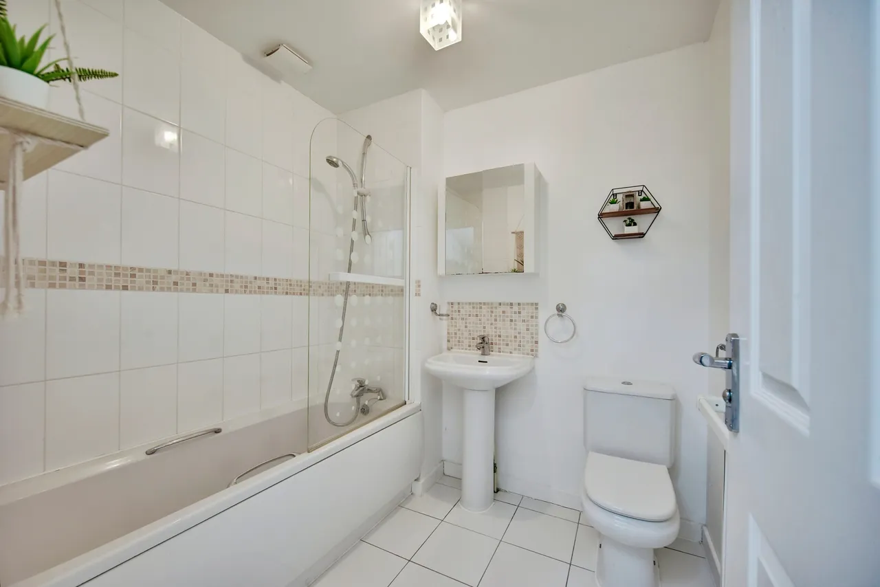 Furfield Chase, Maidstone, ME17, photo 13