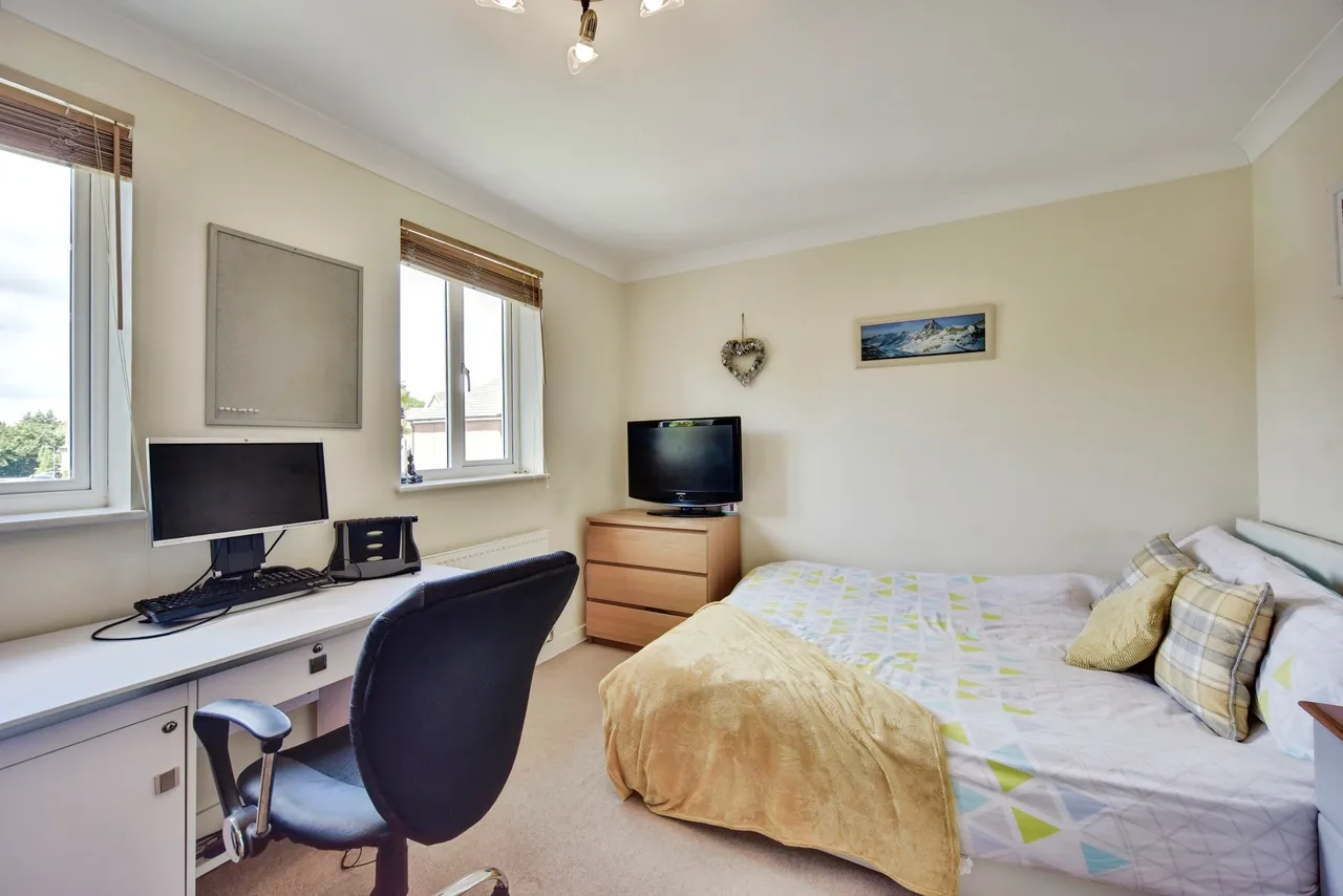 Furfield Chase, Maidstone, ME17, photo 12