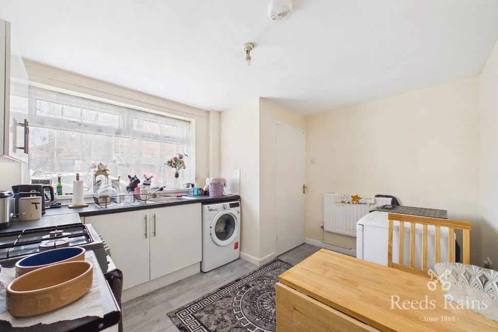 Lordens Hill, Dinnington, South Yorkshire, S25, photo 3