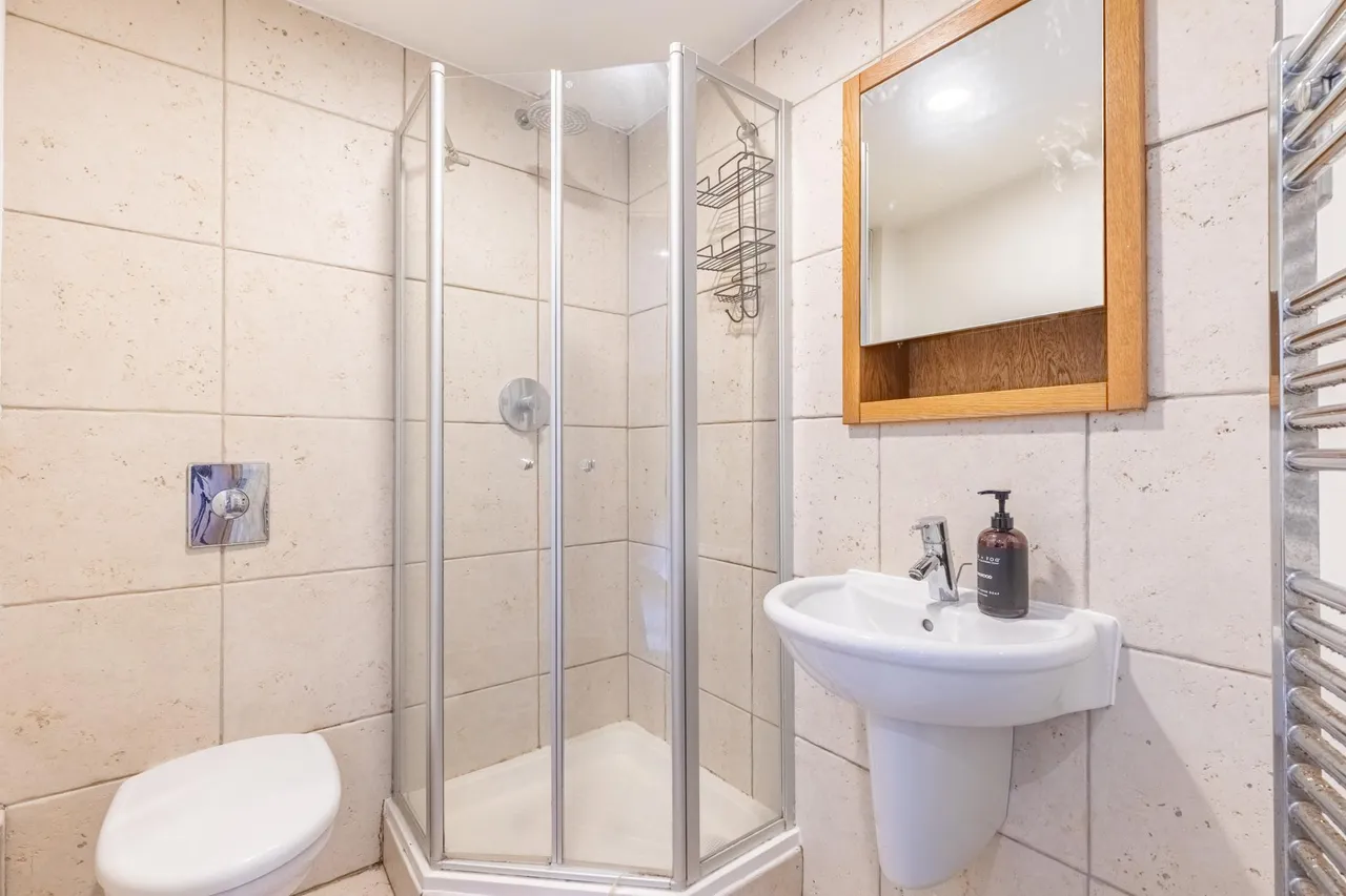 Armouries Way, Leeds, LS10, photo 5